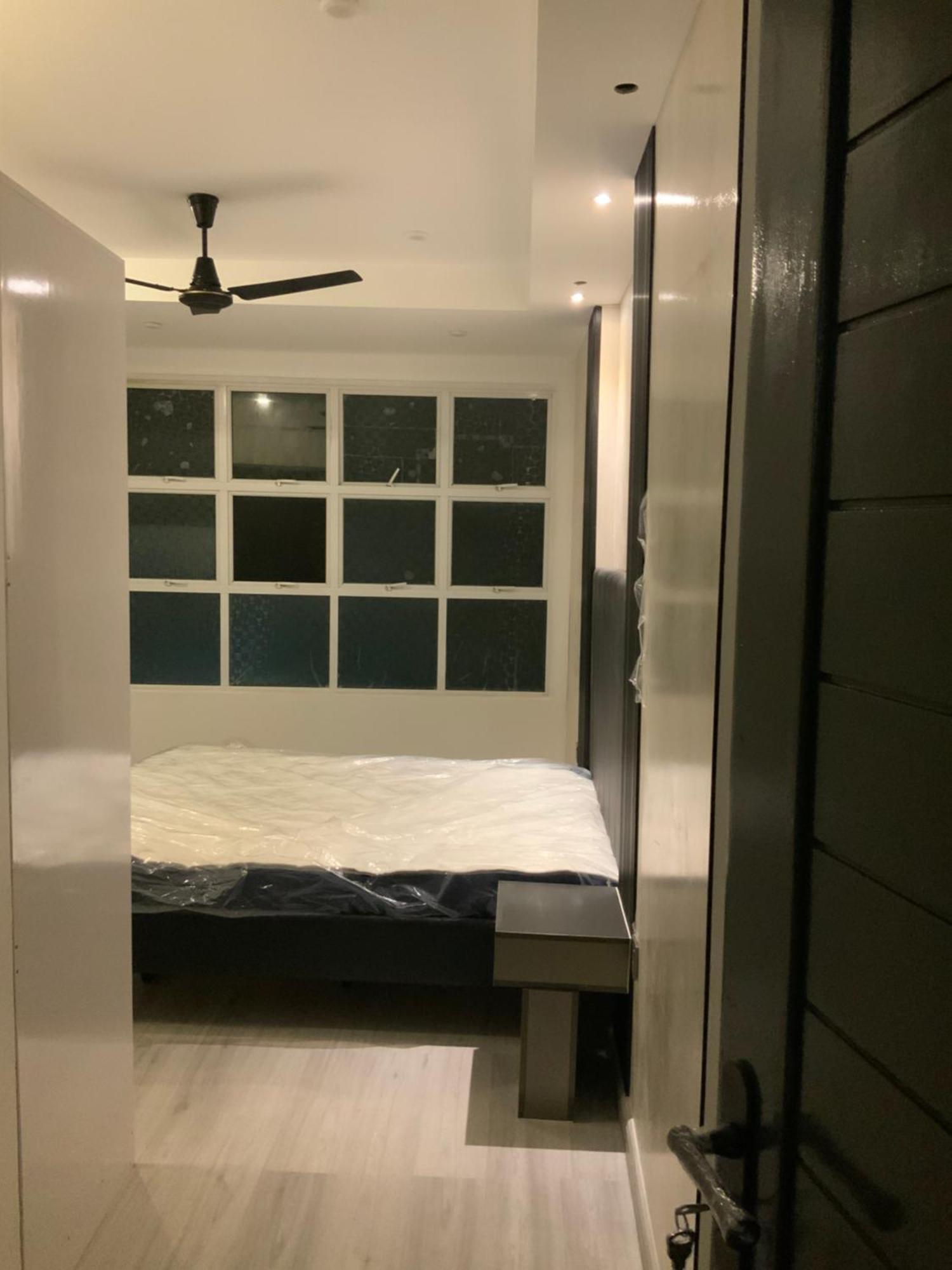 Modern, Cozy 2-Bedroom Apartment Male Luaran gambar